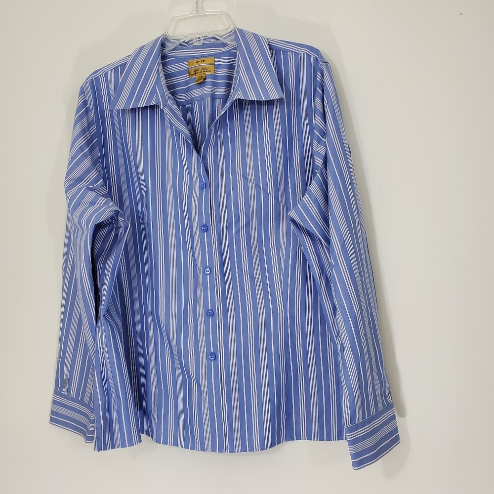 Gold Label Westbound woman non-iron Striped shirt, Size 20W
